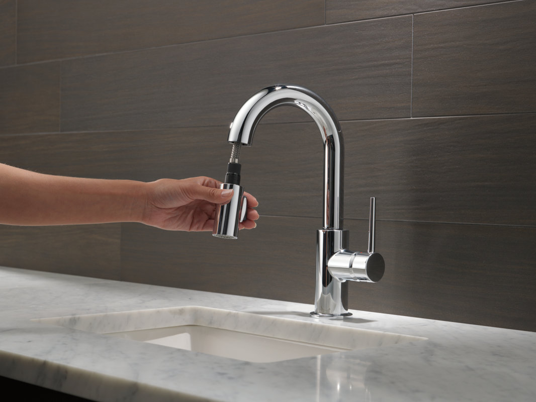 Trinsic Pull Down Bar Faucet With Magnatite 174 Docking And
